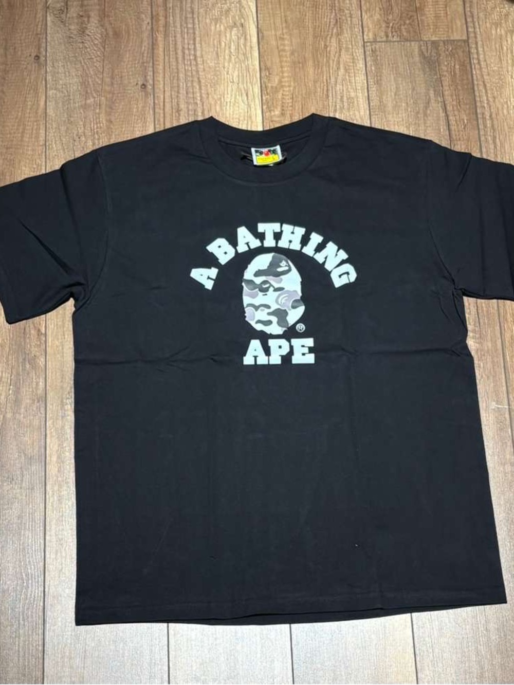 BAPE A Bathing Ape Brand New Black Tee Shirt White Camo Ape Mens Large